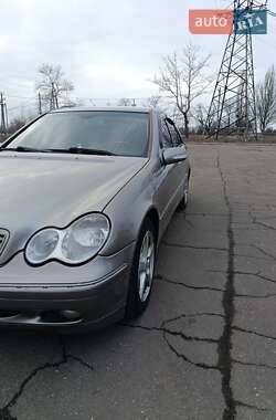 Седан Mercedes-Benz C-Class 2003 в Кодимі