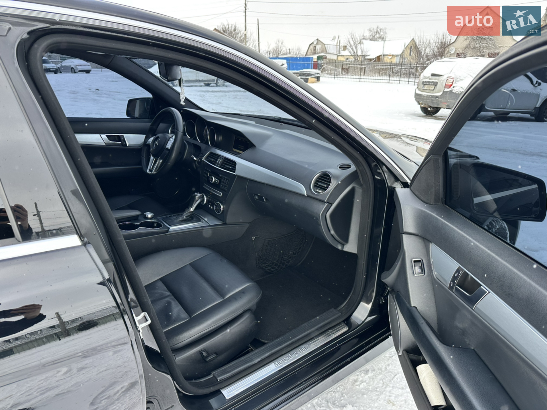 2013 Mercedes-Benz C-klasse - мініатюра 11