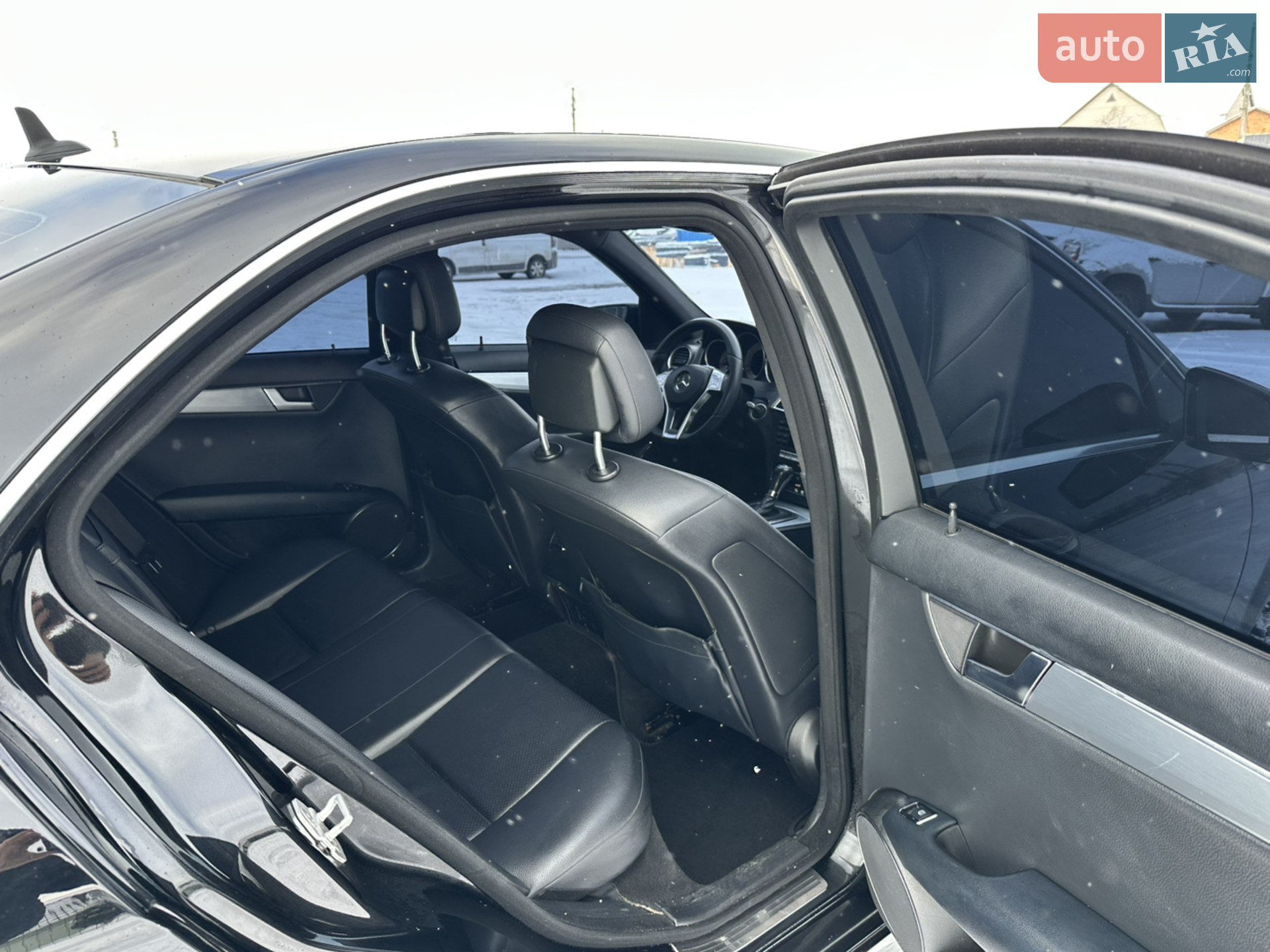 2013 Mercedes-Benz C-klasse - мініатюра 12