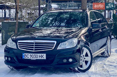 Універсал Mercedes-Benz C-Class 2013 в Дрогобичі