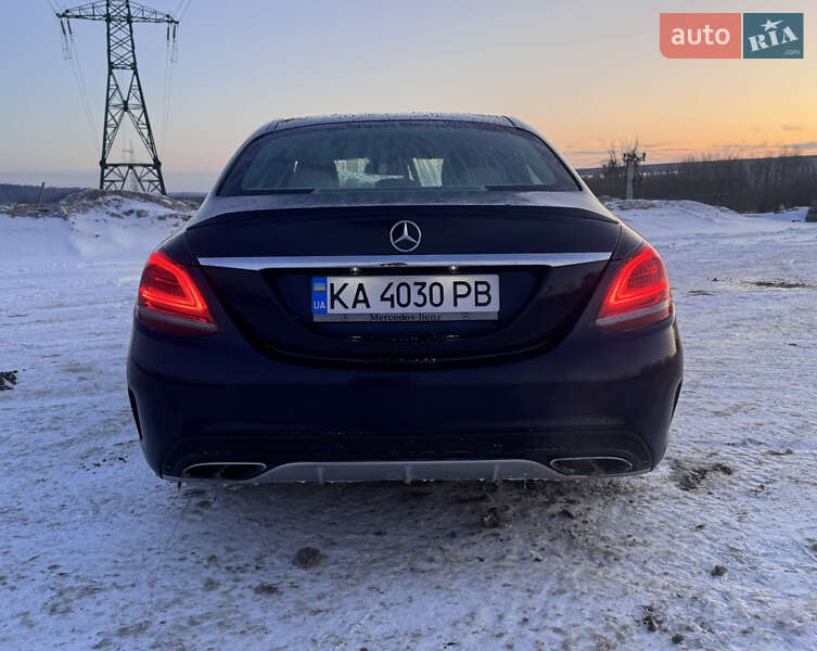Седан Mercedes-Benz C-Class 2016 в Киеве