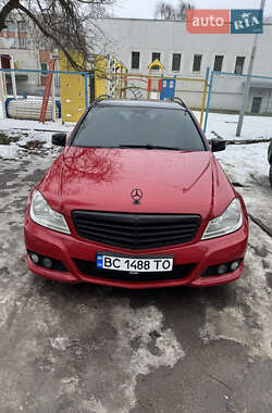 Универсал Mercedes-Benz C-Class 2012 в Львове