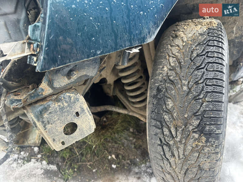 Седан Mercedes-Benz C-Class 1998 в Черновцах