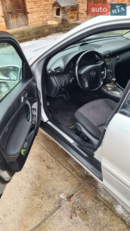 Седан Mercedes-Benz C-Class 2004 в Хмельницком