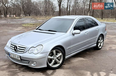Седан Mercedes-Benz C-Class 2005 в Кривом Роге