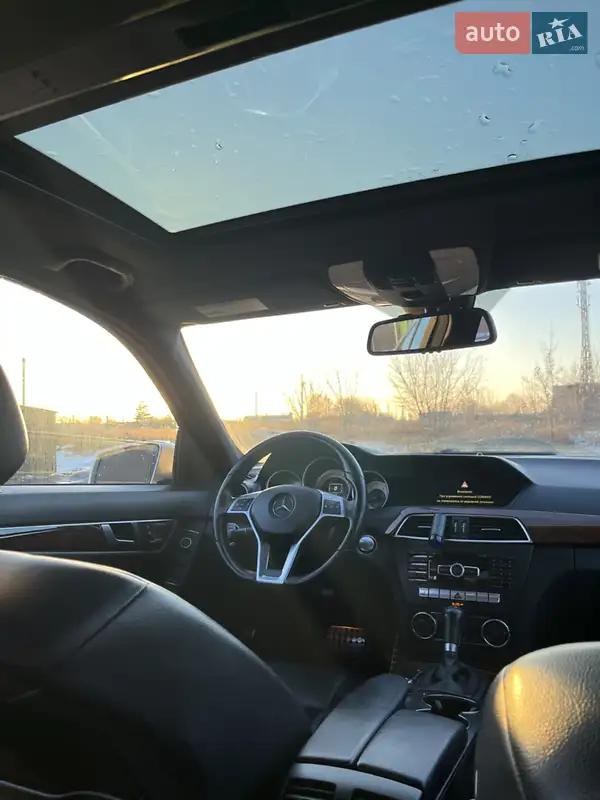 Mercedes-Benz C-Class 2013 VIN WDDGF8BB2CR198239 фото оголошення 22 з 66