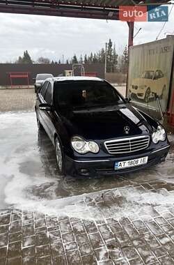 Седан Mercedes-Benz C-Class 2000 в Надвірній