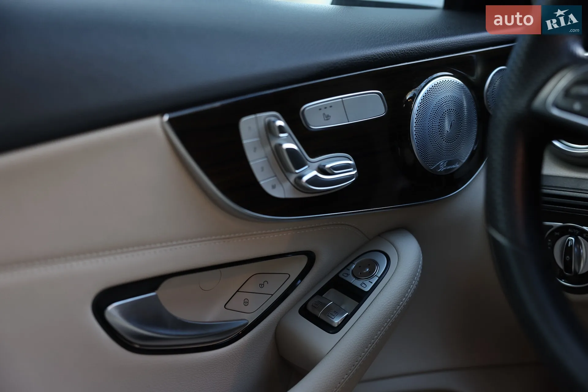 2016 Mercedes-Benz C-klasse - мініатюра 17