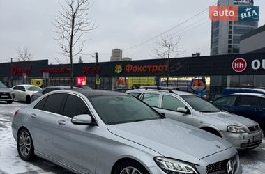 Седан Mercedes-Benz C-Class 2015 в Днепре