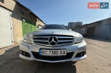 Универсал Mercedes-Benz C-Class 2012 в Львове