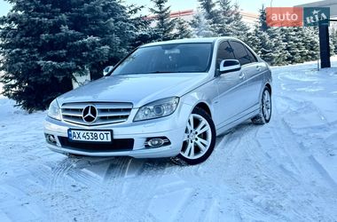 Седан Mercedes-Benz C-Class 2008 в Харькове