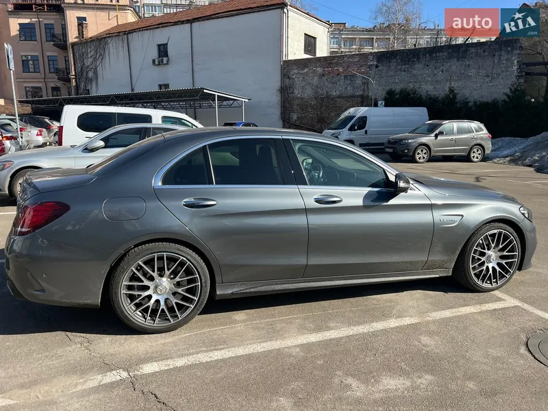 Mercedes-Benz C-Class 2019 VIN WDDWF8GBXKR482513 фото оголошення 3 з 59