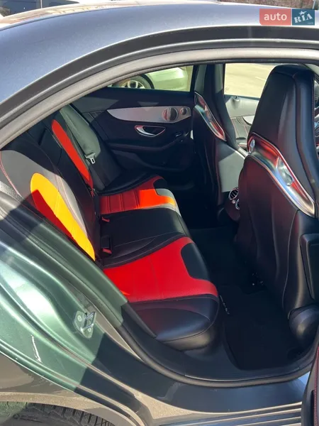 Mercedes-Benz C-Class 2019 VIN WDDWF8GBXKR482513 фото оголошення 19 з 59