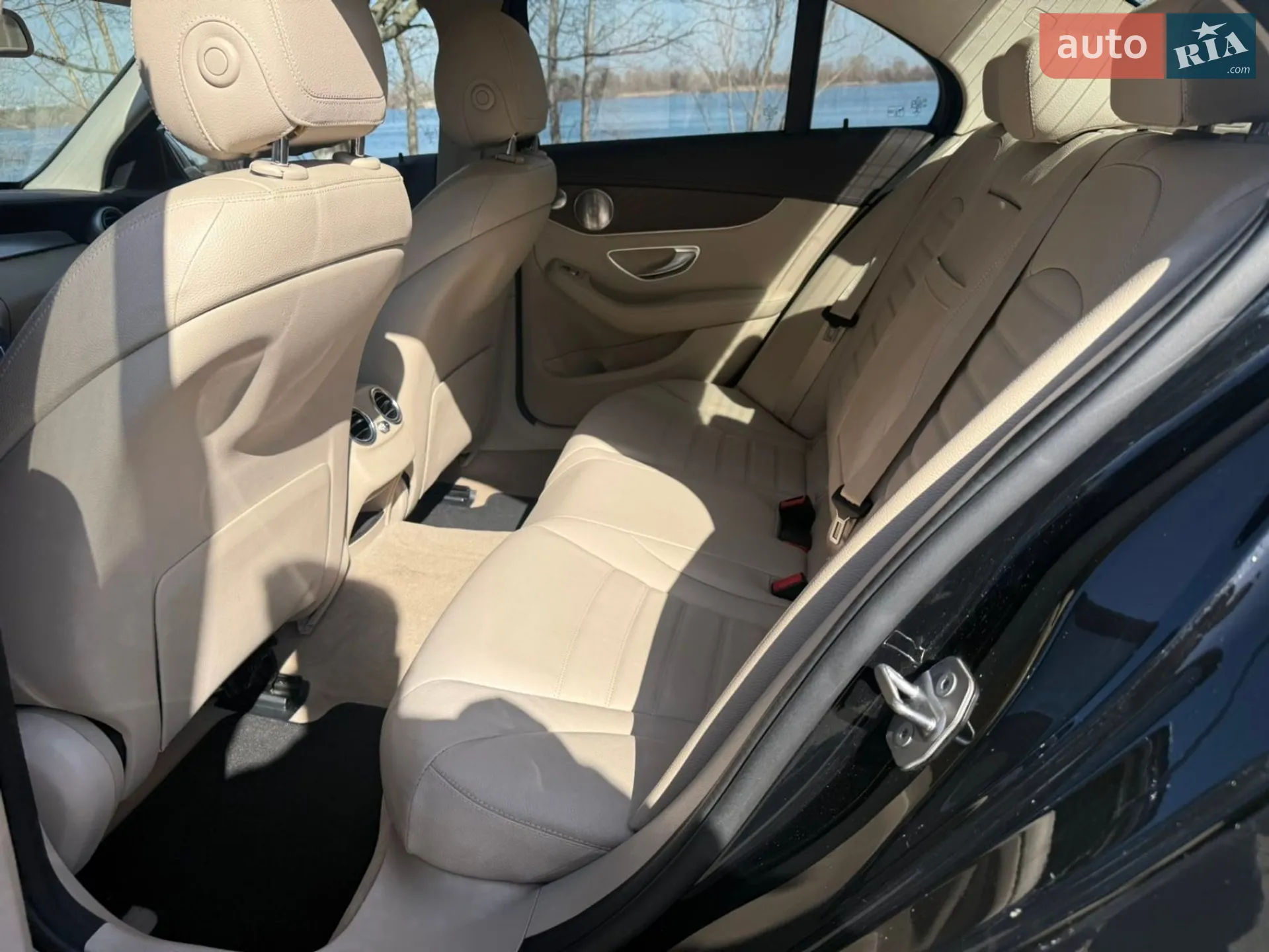 2016 Mercedes-Benz C-klasse - мініатюра 3