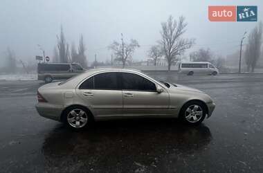 Седан Mercedes-Benz C-Class 2002 в Кременчуге