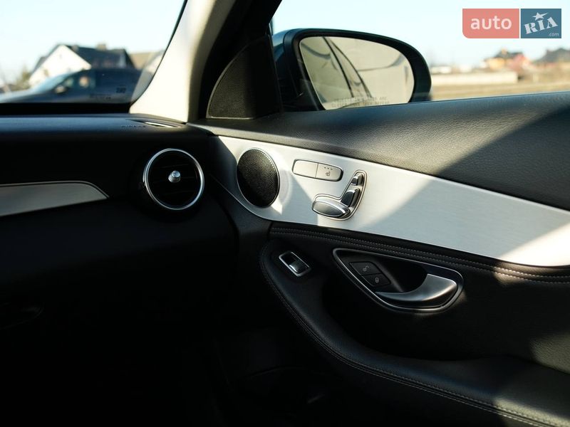 Седан Mercedes-Benz C-Class 2015 в Луцке