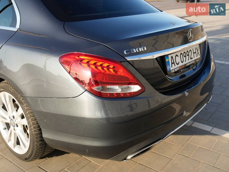 Седан Mercedes-Benz C-Class 2015 в Луцке