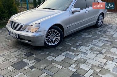 Седан Mercedes-Benz C-Class 2001 в Львові