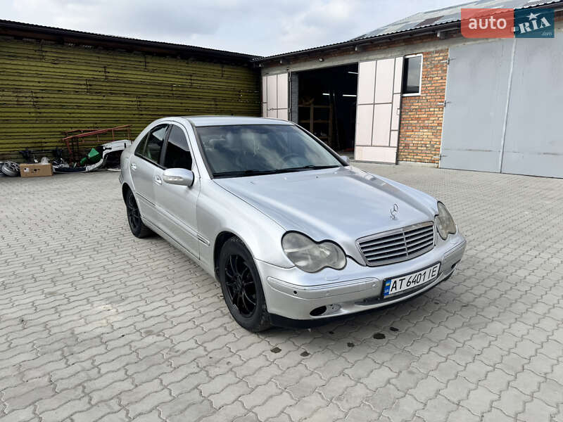 Mercedes-Benz C-Class 2000 Mercedes-Benz C-Class 2000