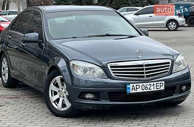 Седан Mercedes-Benz C-Class 2010 в Дніпрі