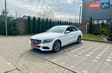 Седан Mercedes-Benz C-Class 2017 в Стрию