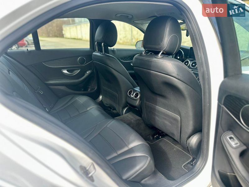 Седан Mercedes-Benz C-Class 2017 в Стрию