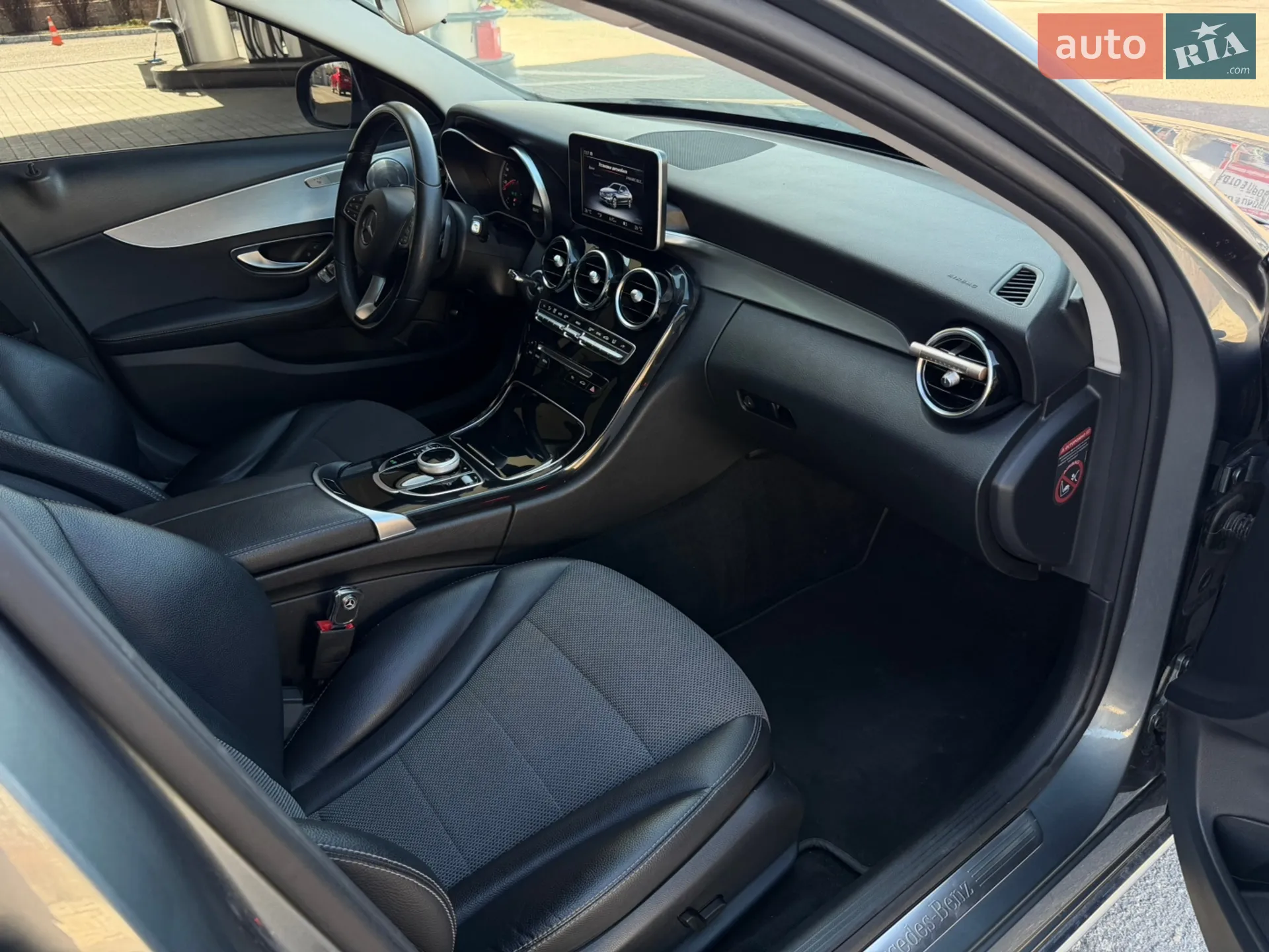 2017 Mercedes-Benz C-klasse - мініатюра 27