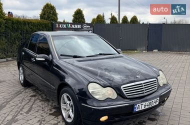 Седан Mercedes-Benz C-Class 2001 в Львові