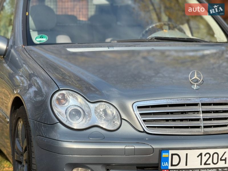Mercedes-Benz C-Class 2004 Mercedes-Benz C-Class 2004