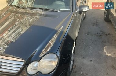 Купе Mercedes-Benz C-Class 2003 в Киеве