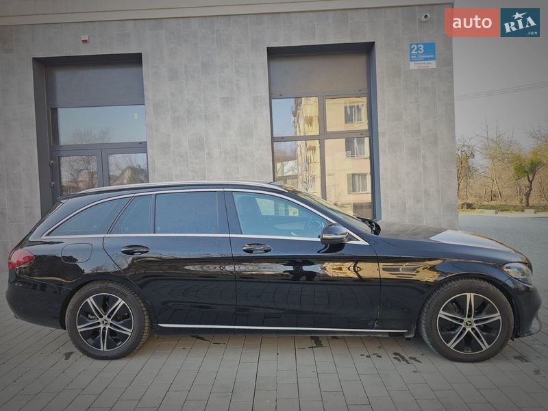 Универсал Mercedes-Benz C-Class 2019 в Львове