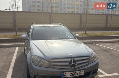 Універсал Mercedes-Benz C-Class 2008 в Києві