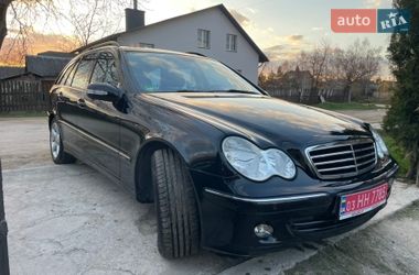 Універсал Mercedes-Benz C-Class 2005 в Почаєві