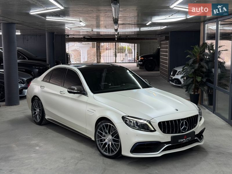 Mercedes-Benz C-Class 2019