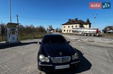 Седан Mercedes-Benz C-Class 2002 в Ладижині