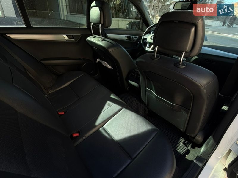 Седан Mercedes-Benz C-Class 2013 в Киеве