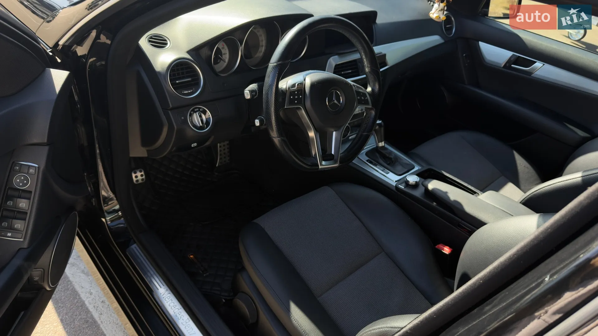 2013 Mercedes-Benz C-klasse - мініатюра 10