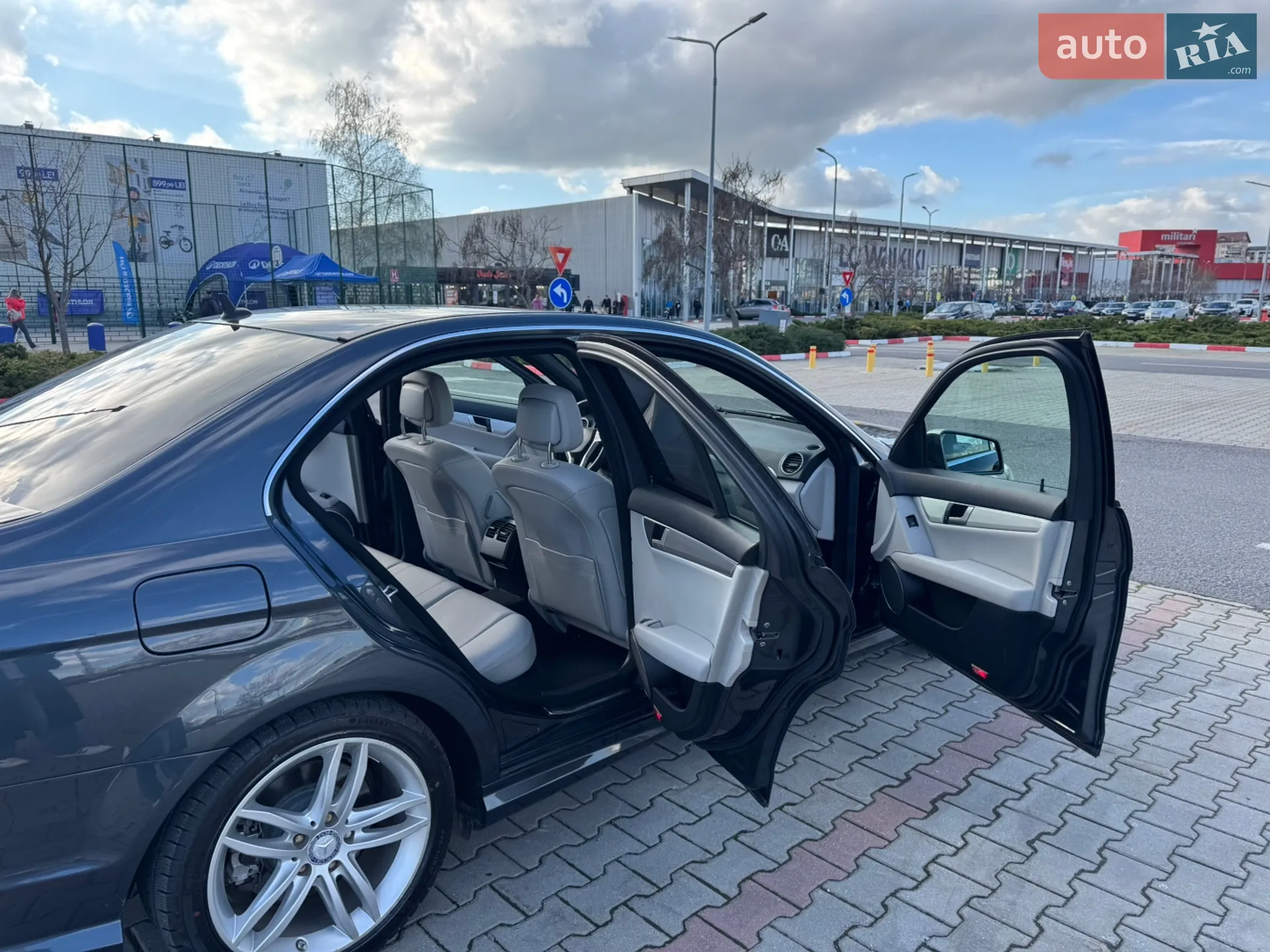 2012 Mercedes-Benz C-klasse - мініатюра 7
