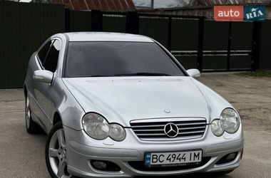 Купе Mercedes-Benz C-Class 2005 в Новояворівську