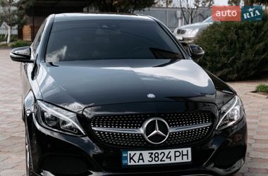 Седан Mercedes-Benz C-Class 2016 в Черновцах