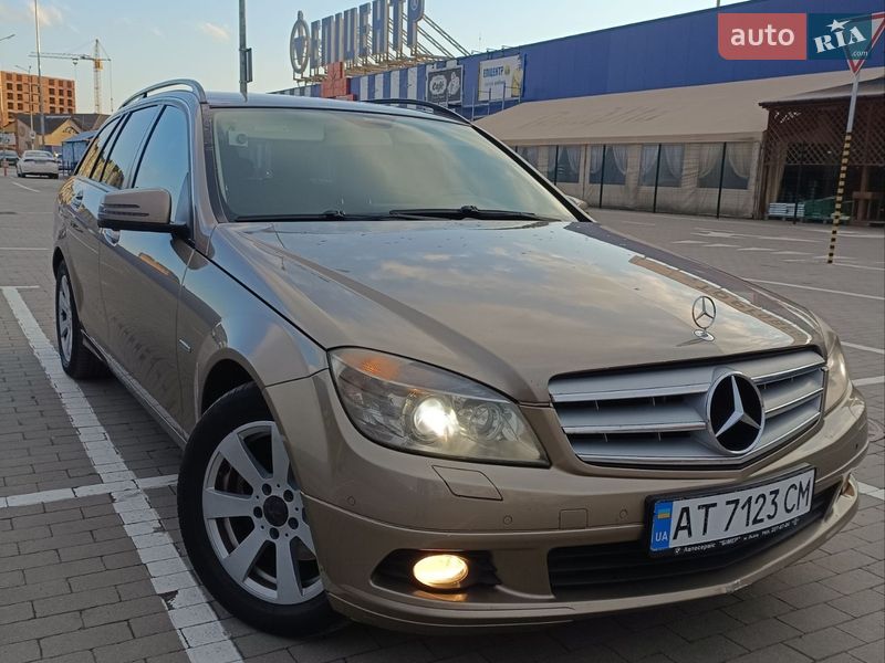 Mercedes-Benz C-Class 2010