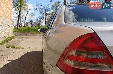 Седан Mercedes-Benz C-Class 2002 в Кривом Роге