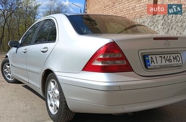 Седан Mercedes-Benz C-Class 2002 в Кривом Роге