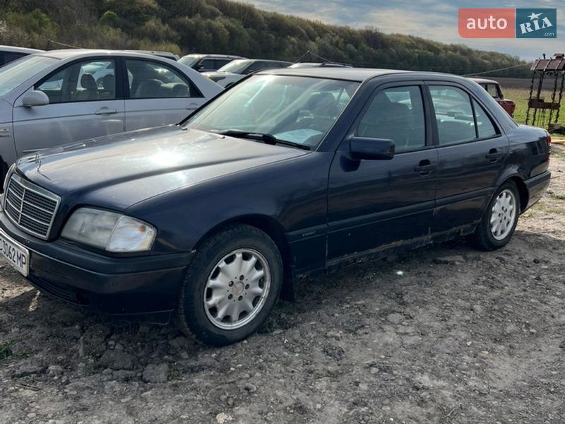 Mercedes-Benz C-Class 1996 Mercedes-Benz C-Class 1996