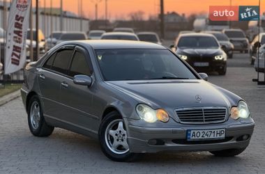 Седан Mercedes-Benz C-Class 2002 в Ужгороді
