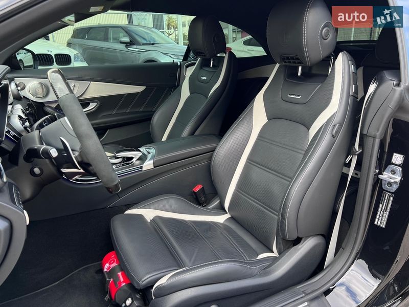 Кабриолет Mercedes-Benz C-Class 2023 в Киеве