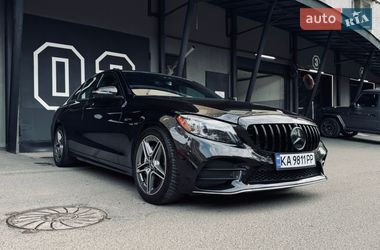 Седан Mercedes-Benz C-Class 2019 в Києві