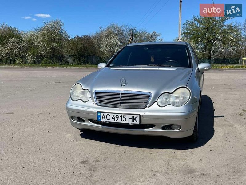 Mercedes-Benz C-Class 2003