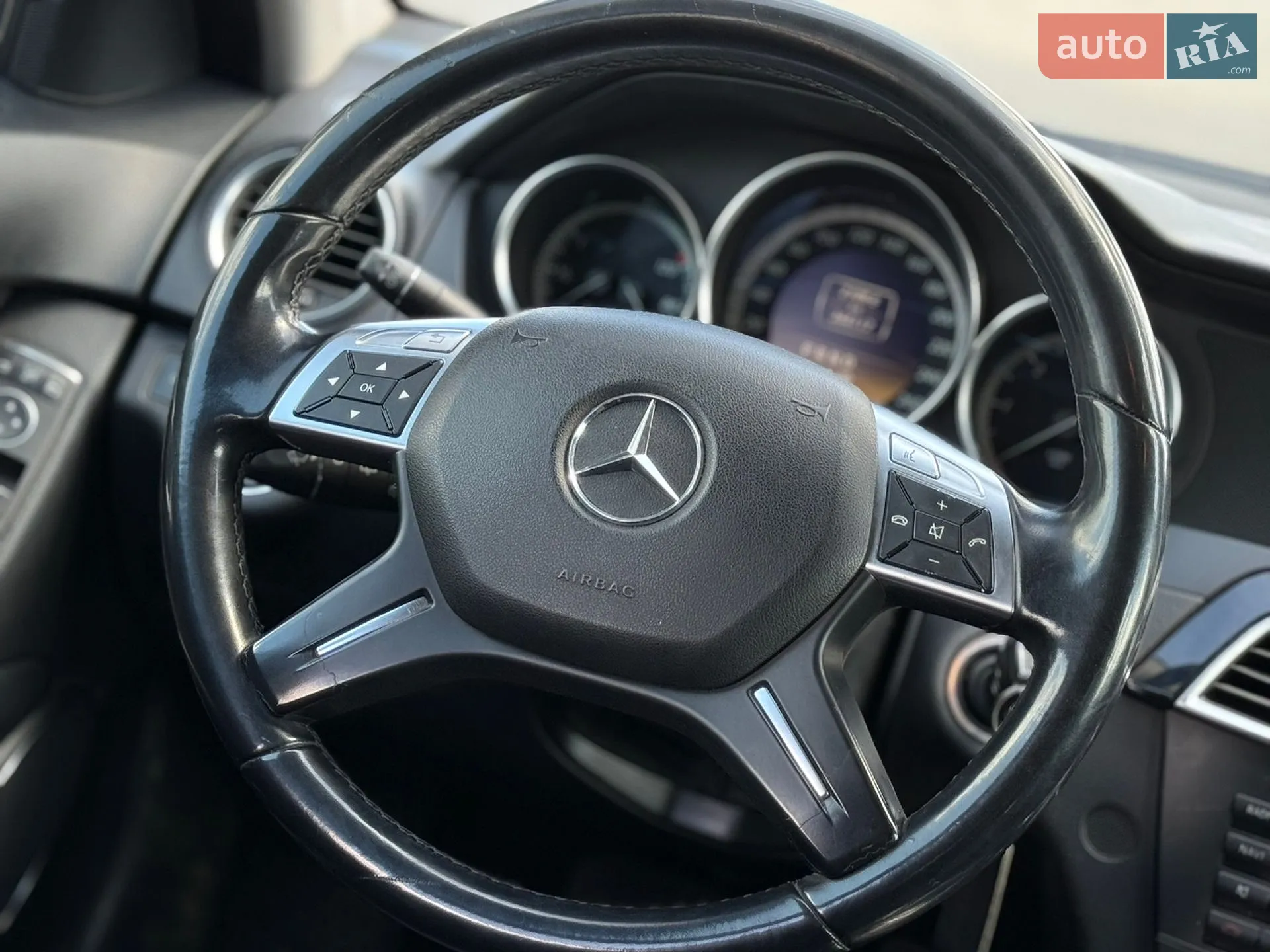 2011 Mercedes-Benz C-klasse - мініатюра 19