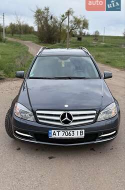 Универсал Mercedes-Benz C-Class 2010 в Кривом Роге